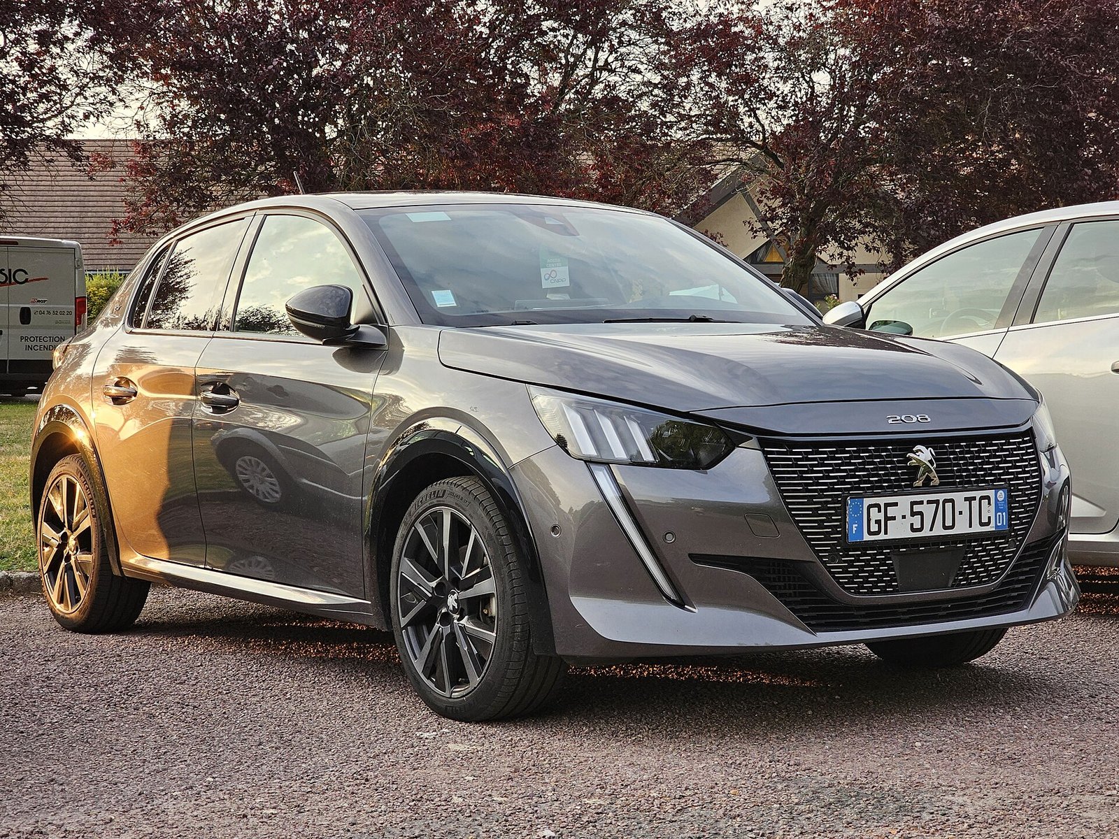 Peugeot 208 GT 1.0 Turbo 2024